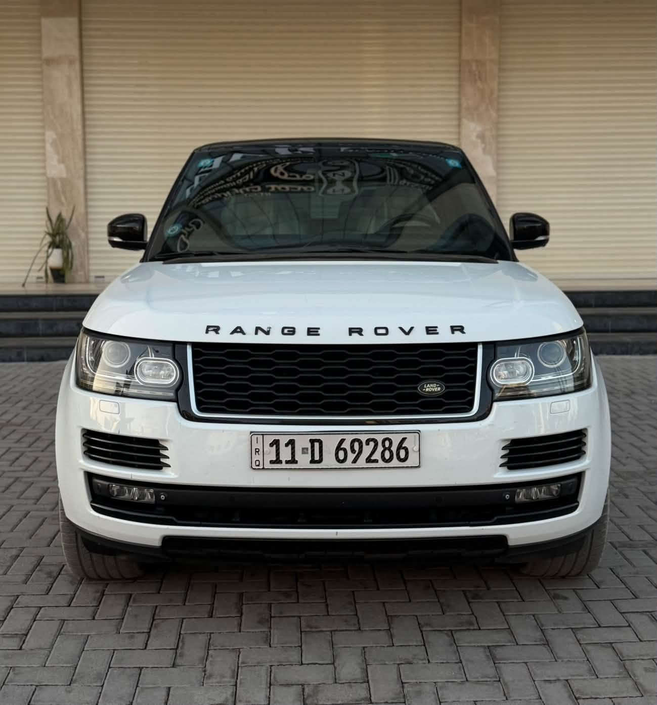 سلام عليكم
للبيع فقط بدون مراوس بيع كاش 
وبسعر جوه السوك 
سياره مكفوله كفاله عاااااامه 
فوووول مواصفات للاخير Vip
مكينه سوبر رقم بغداد باسمي 
عنوان بغداد زيونه
سعر 280 ورقه 
***********
