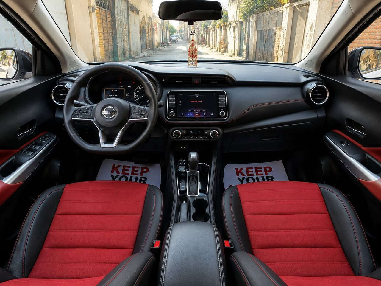 نيسان كيكس 2024
🚘 NISSAN  KICKS  2024 

‎
‎ 
‎‼️ ضمان السيارة ثلاث سنوات + صيانه مجانية  ثلاث سنوات ‼️

‎🚘 خليجي 
‎🚘 موديل 2024
🐎 118 حصان و 149 نيوتن متر من عزم الدوران
⚙️ 1.6 L حجم المحرك 
‎⚙️ مرتبط بناقل حركة أوتو 6 نمر 
‎🔑 مفتاح التشغيل بصمة 
‎🔑 تشغيل عن بعد 
‎‼️ اريل نفكيتر  
‎🔺 نظام دفع أمامي
📷 ٤ كاميرات 
‎💡لايت زينون + LED 
‎🔦 كشافات زينون 
‎🔦️ بك لايت LED 
‎🚘 دخول بصمة ذكي 
‎✨️ اشارة في المرايا الجانبية 
‎🌧 ماسحة خلفية 
‎🚗 هاند بريك بصمة 
‎🚗 ا ABS 
🖥️ شاشة اللمس مقاس 7 بوصات
‎
💺داخل جلد لونين 
‎⭕️ مقود جلد حياكة 
‎🛣 مثبت السرعة Cruise 
‎🎶 المودات والاوامر الصوتية 
‎🎶 ا Bluetooth / USB 
‎⚡️مخرج منفذ الطاقة 
‎🔍فحص نظام السيارة 
‎💺تتسع المقصورة ل 5 ركاب 
‏🎈full system Airbag / فل سستم ايرباك 
‎💺تجاوي 5 متحركة 
‎👶 نظام الايزو فكس ISO FIX 
‎🚘 أوضاع القيادة Drive Mode 
‎🚘 ا ECO / NORMAL / SPORT 
‎🚘 أوتو هولد Auto Hold 
‎⛷️ نظام مانع الانزلاق 
‎⛰️ نظام نزول المنحدرات 
‎🥤حاملات الأكواب عدد 8

السعر 150ورقة
ماشية47
***********
