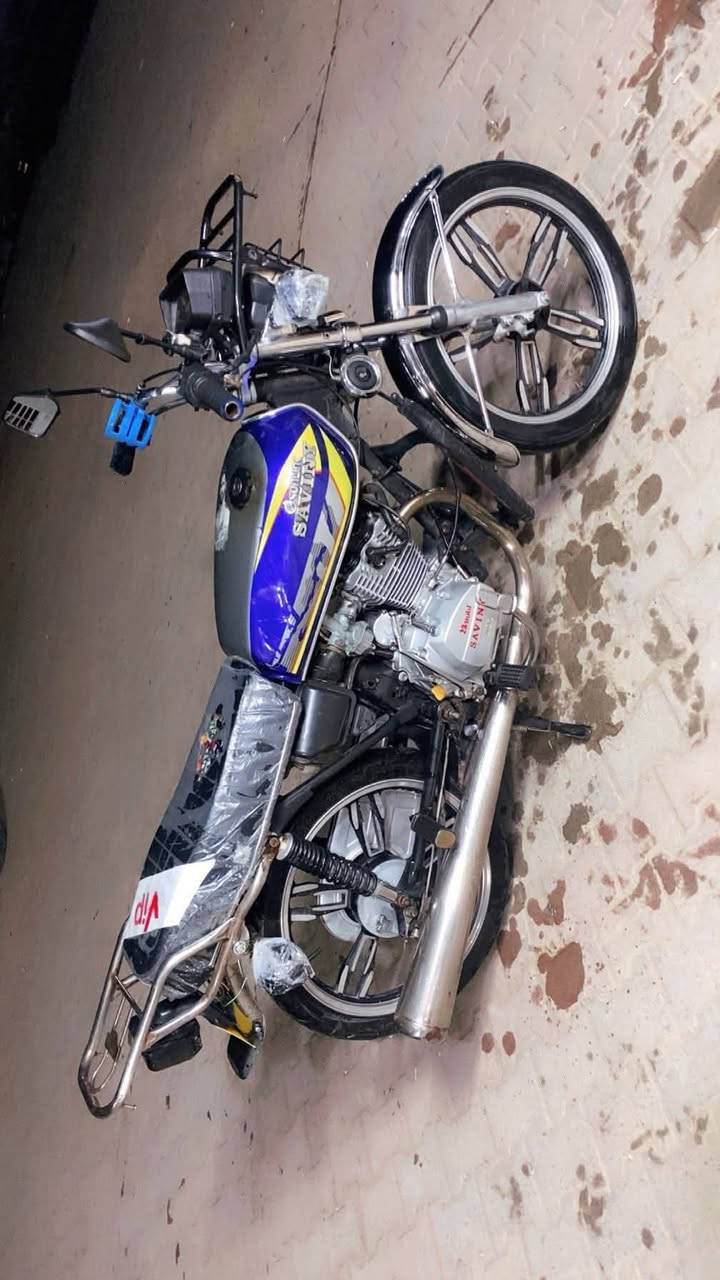 ايراني • موديل 23 • محرك يخبل