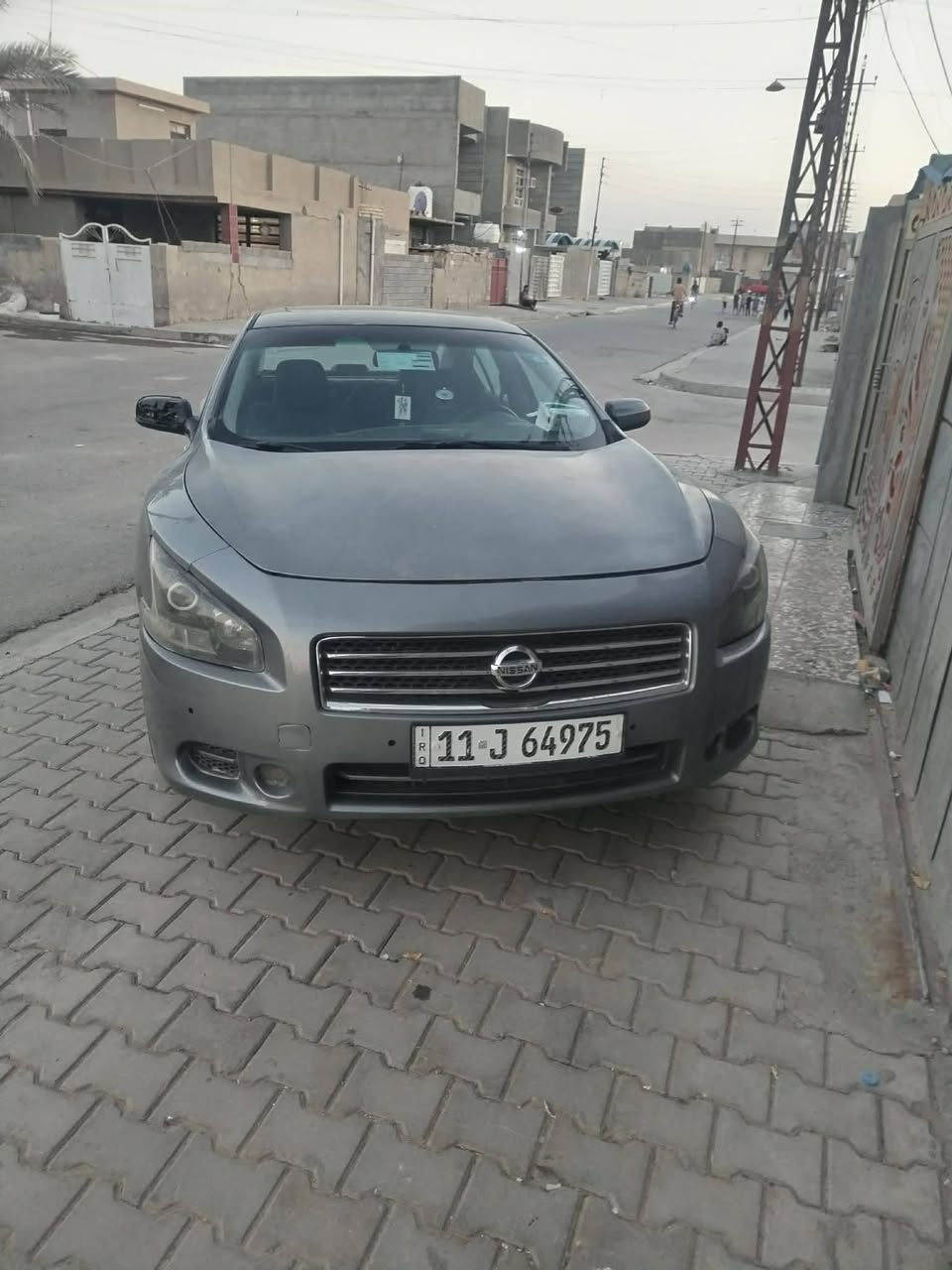 سلام عليكم سياره البيع نيسان مكسيما بصمه سياره محركه 6شاده مال حاويه بيعلك  حزام بدون دواخل موديل 9 رقم بغداد نكليزي بسمي سعره 63بيه مجال حك جيه عنوان وسفيه رقم هاتف***********
