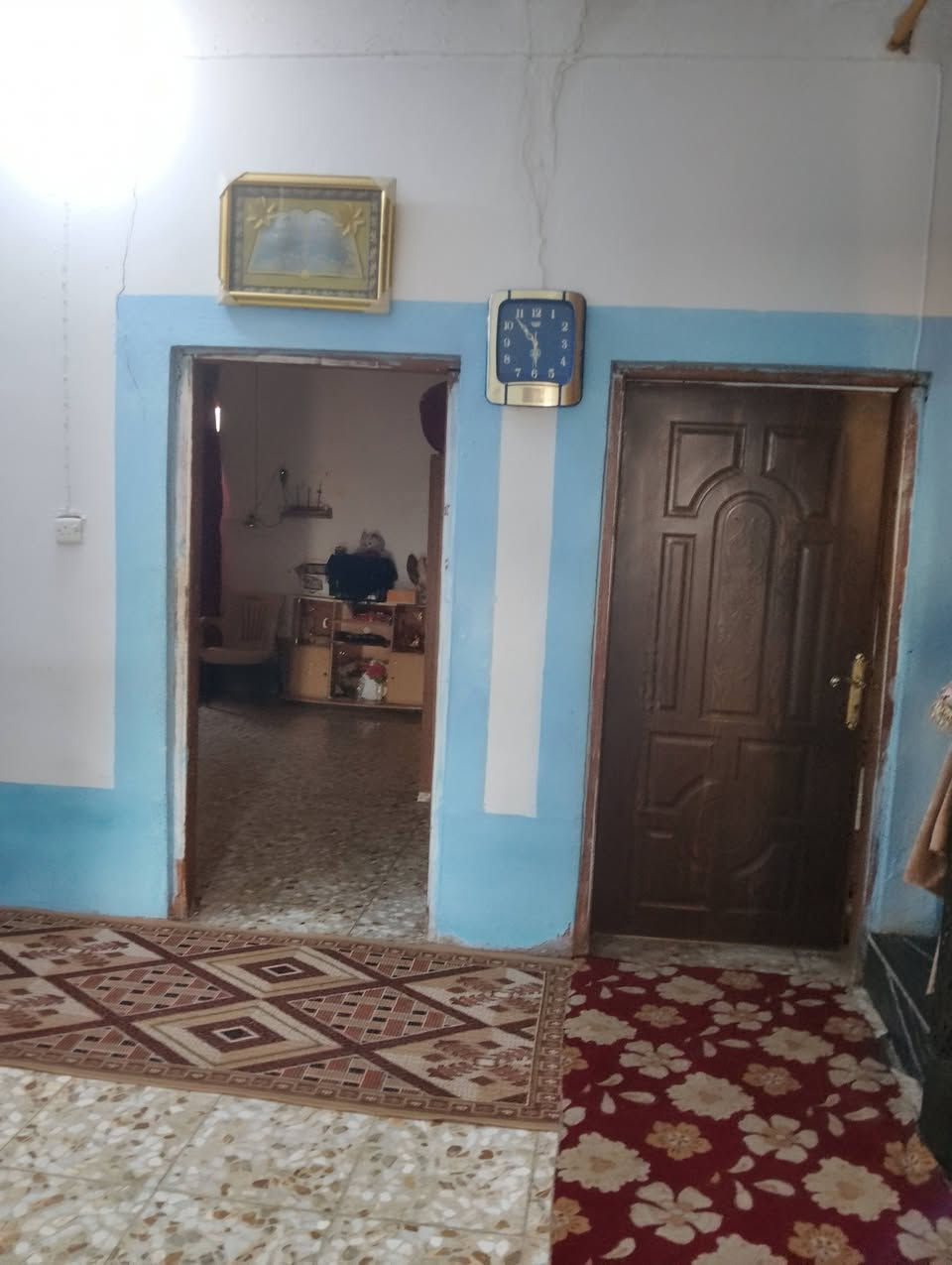 بيت مع ارض للبيع المساحة 450 متر الموقع جداً ممتاز كربلاء طويريج الحولي خلف المعارض
📢للاستفسار 
📞 للاتصال على الرقم التالي 
📞***********
📞***********
