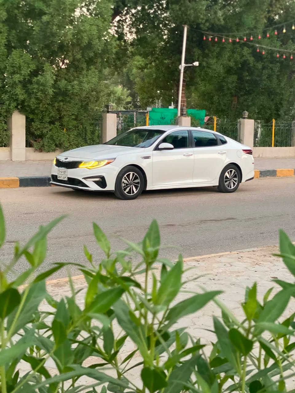 السلام عليكم اوبتما موديل 2019  محرك 2400 ما مفتوح داخله كلين سياره نضيفه محرك كير حداديه كله نضيف مواصفات عاديه مكان السياره الديوانيه ماشيه 160 السعر (130) وبيه مجال للاتصال ***********
