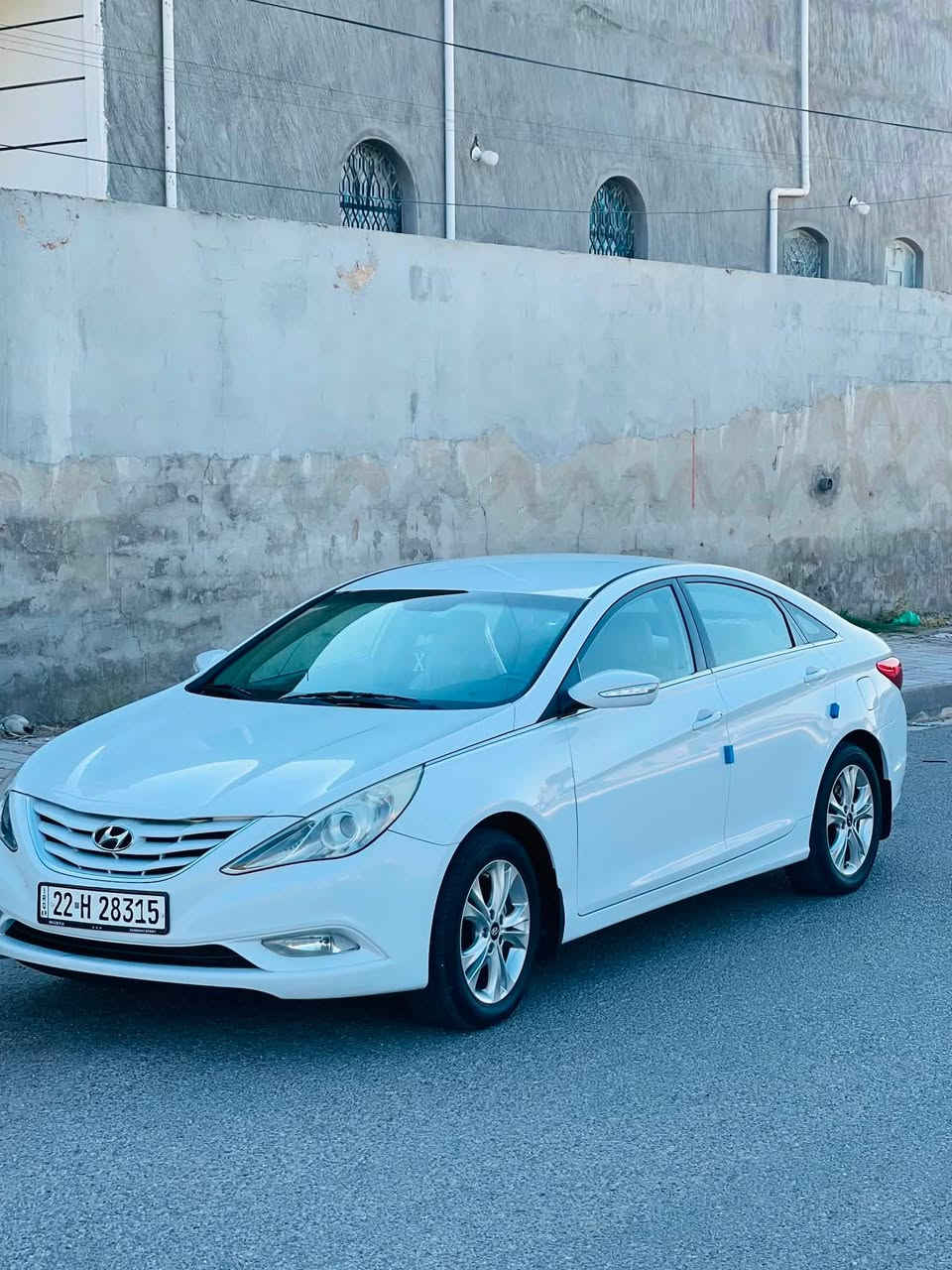 السلام عليكم للبيع سوناتا 12 خليجي مكفوله كفاله عامه السياره نضيفه ماشيه 200 محرك 2400  تحويل ثاني يوم السياره صدر جديد جاهزه من كلشي السعر 138 وبيها مجال الرقم تواصل *********** مكان السياره الرمادي
