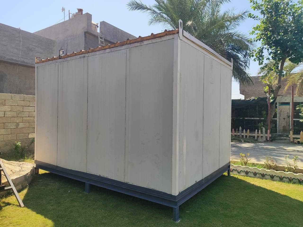 كرفان للبيع 4×3 نظيف كلش للاستفسار ***********
