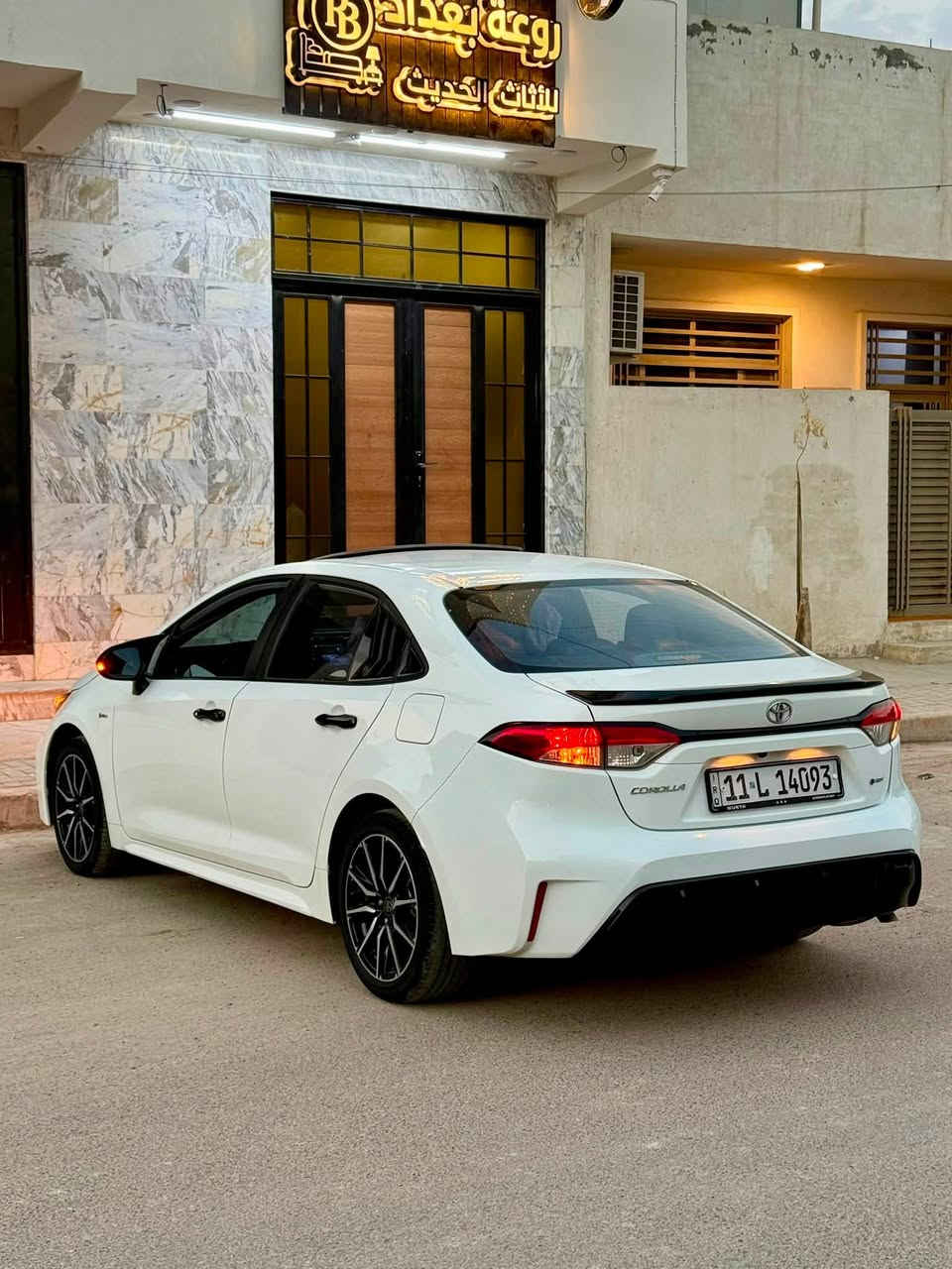 السلام عليكم للبيع
كورلا 2024 هايبرد S اعلى فئة بلكورلا لون ابيض ثلجي المرغوب
ماشيه 36 الف حقيقي
بيها بارد PDR شبر بهلال الجاملغ الخلفي واصبع بلصندوق فقط والباقي كله مكفول
رقم بغداد باسمي شخصياً هزة وسنوية ورقم جديد
مكينه 1800 هايبرد شحن ذاتي 
مواصفاتها :-
بصمة 
فتحة
كشن كهرباء
كشن جلد اسود ابو الخط الذهبي اصلي مو عمل 
ويل جبير حجم 17
دعامية S
لد امامي متغير
سبايدر خلفي
كت اسود بلكامل 
شادلها عازل حراري للجام
عنواني بغداد الاعظمية / سبع ابكار 
السعر 155 وبيها مجال بسيط
للتواصل *********** وبي واتساب
