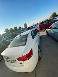 سيراتو ٢٠١٢ • بلا صبغ • محرك وكير شرط