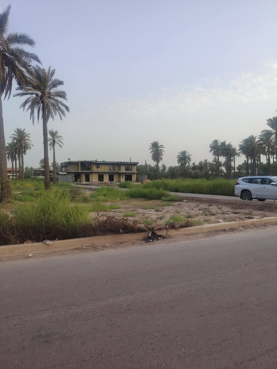 قطعه ارض للبيع ٣٠٠ متر واجهة 9  نزل 31 شارع أبو طاوة *********** سعر ٩٣
