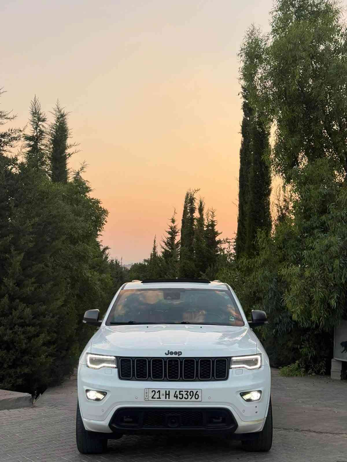 السلام  عليكم ورحمة الله وبركاته
‏‎‏‎       ——— لـلـبـيع  ———

جيب گراند شيروكي - Jeep Grand Cherokee

‏‎‏‎وراد خليجي .     —    بدون ايرباك 

‏‎‏‎الموديل           —    2021

فئة.                 —   80th استيراد شركة هارلم 

حجم المكينه   —     3600/ V6

‏‎‏‎اللون               —     ابيض     

‏‎‏‎المسافه المقطوعه — 96.000mi

‏‎‏‎حاله السياره.    —    ( كفاله عامه  ) (بدون صبغ بدون تبديل)

‏‎‏‎المواصفات 
‏‎‏‎- بصمة تشغيل 
‏‎‏‎- بصمة أبواب 
‏‎‏‎-تشغيل عن بعد 
‏‎‏‎-ترحيب عند الاقتراب 
-رادار امامي 
-رادار جانبي 
-رادار خلفي 
-تحديد مسار 
-تنبيه قبل الاصطدام 
‏‎‏‎-كشنات جلد 
-كشنات احمر مختمه 80th
- شاشه ديجتال 
-ستيرن كهربائي 
-اناره محيطيه 
-اشاره بالمرايه 
-حساس امامي خلفي 
-بردات خلفيه ‏‎
‏‎‏‎-شاشه كبيره تدعم نظام الأبل كار باي ونظام الاندرويد
-شاشه عداد ديجتال
-فتحت سقف بانوراما 
‏‎-دبل اكسل 
‏‎-اوتو ستوب
‏‎-وضعيات قياده 
‏‎‏‎-كشنات تدفئة ( اماميه - خلفيه ) 
-كشن السايق خزن ميمور
-كشنات اماميه تبريد 
-ستيرن تدفئة
‏‎‏‎- ستيرن بحركه كهربائيه 
‏‎‏‎- تبريد مركزي 
‏‎‏‎- بگ لايت LED 
‏‎-صندوق كهربائي 
‏‎‏‎-كرسي السايق والراكب بحركة كهربائيه 
‏‎‏‎-تحكم ستيرن جهتين 
‏‎‏‎-تحديد سرعه 
‏‎‏‎-مانع انزلاق 
‏‎‏‎-ليد نهاري
‏‎‏‎-كامره خلفيه دواره 
‏‎‏‎باقي المواصفات المعروفه 

‏‎‏‎السعر            — 293$ وبيه مجال للطيبين  

‏‎‏‎رقم السياره    — السليمانيه   

‏‎‏‎موقع  السياره — السليمانية
الاستفسار _ *********** واتساب
