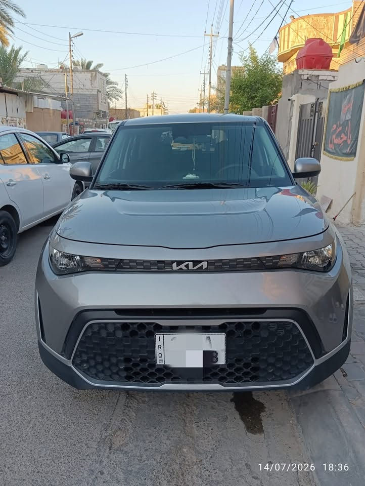 كيا صول موديل24السياره ليبل واحد السياره ارباكاتهه كلهه سليمه وحادثهه خفيف كلش بس مسطره الجنطه ماشيه60كيلو والسياره دخول جديد ورقم كربلاء ومكاني كربلاء السعر 158وبيهه مجال اتصل على الرقم***********

نص مكتوب في الصور:
- 14/07/2026 18:37
- 14/07/2026 18:36
