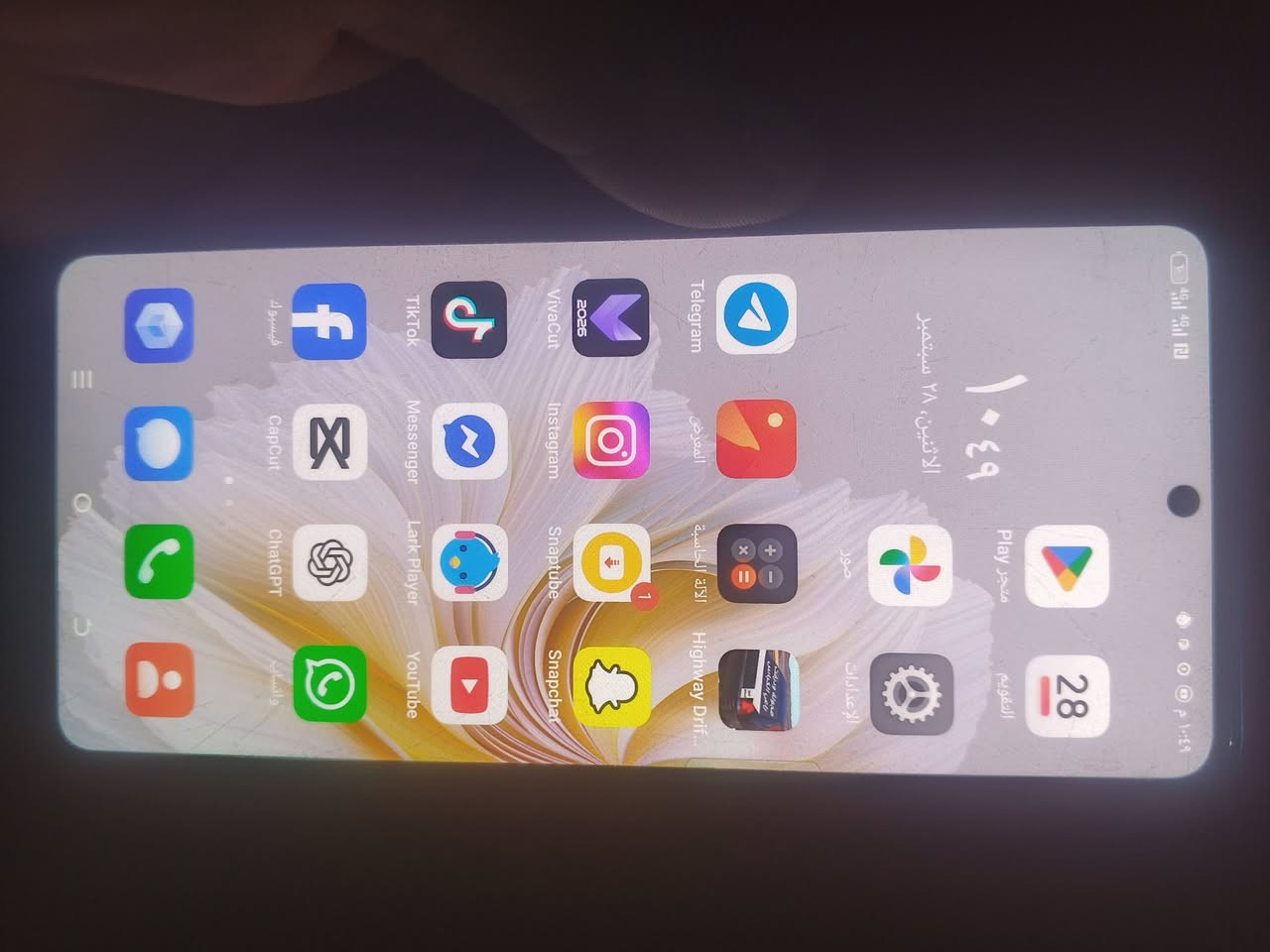 سلام عليكم جهازي كيمون 20 ابرو جهاز كلش مابي سلاسه بل المسه ولعاب بوبجي 90 فريم جهاز كليش مابدل بي شرط فقط ظهر محروك وما بي إي خلال جهاز اعلي شرطه طيه بي ظمان مكان سدير رقم *********** وبي واتساب  سعر 85 الف وبي مجال
