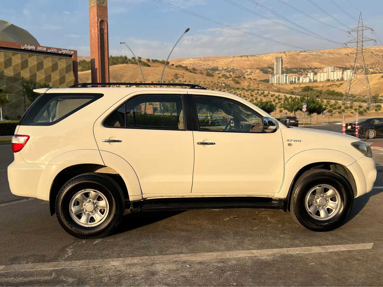 دەبڵ ئەکسل
چوار تایەی تازە
گێڕ و مەکینە بەشەرت
 ٢٥٠ هەزار ڕۆشتووە
سەیارەکە هەیکەلی جوانە
تەنها دوو پەڵە سارد و تۆزێ بۆیاخی دۆسەی لای سایەقی هەیە

نرخی ١٤٥$ معامەلە

*********** السليمانية, العراق
