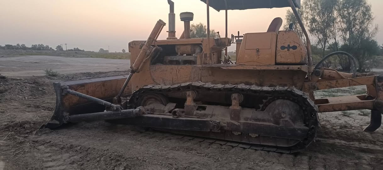 بلدوزر • شفل • للايجار
