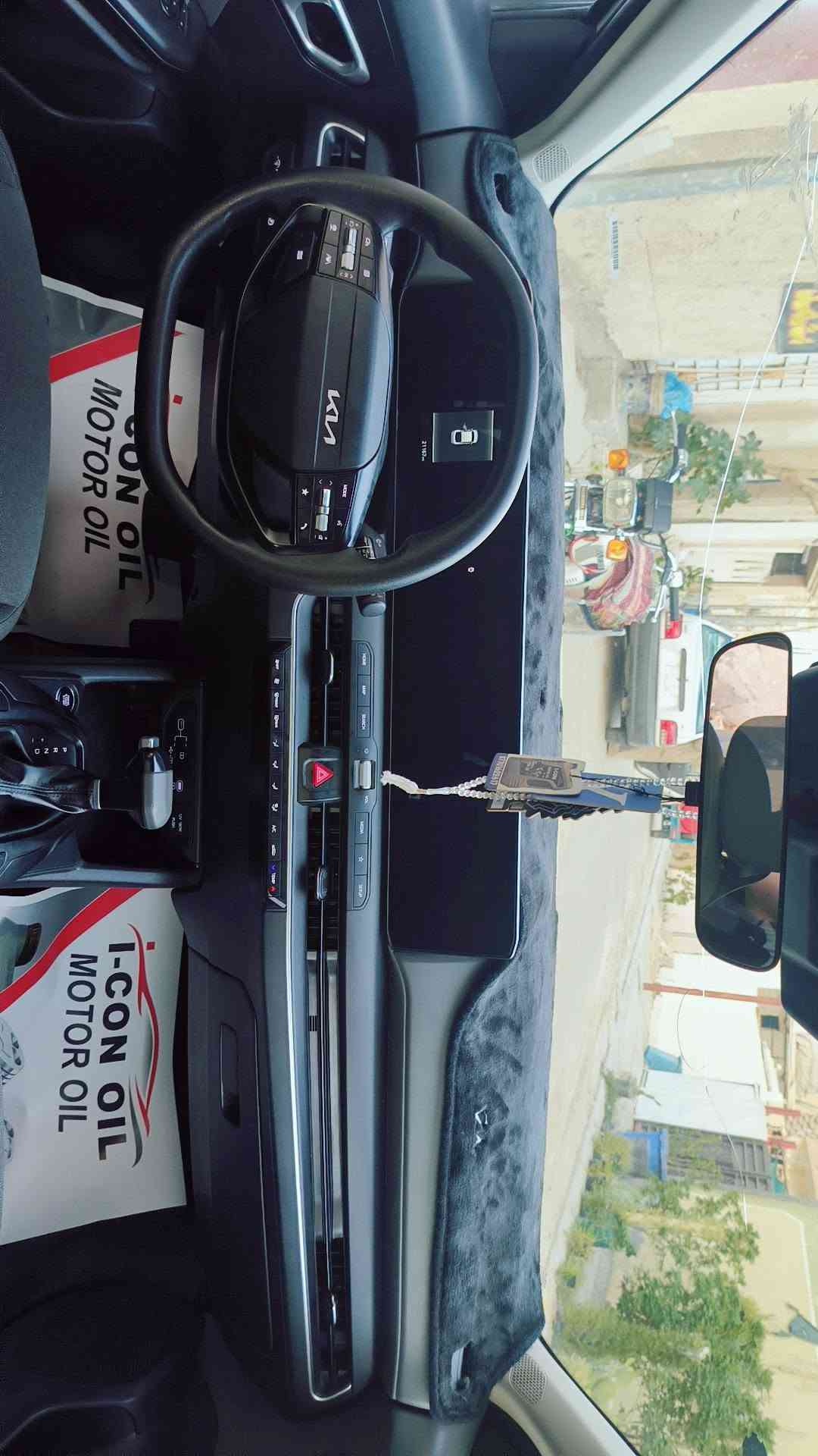 #كيا كي 4 فور 2025 K4 EX فول مواصفات بدون فتحة رقم اربيل  فحص وهزة وترقيم جديد تحويل وكاله ثاني يوم
كي فور 2025  .شهداء.  السياره بسمي   رقم كربلاء  حادث  قطعتين باب السائق والثاني  فقط 
تشغيل عن بعد
شاحن وايرلس
رادارات امامية قيادة ذاتية والحفاظ على المسار
رادارات جانبية نقط عمياء
رادارات خلفية تنبيه عبور + بريك ذاتي
لدات نهارية امامية
بك لايت خلفي لد شمعة
سستم صوت 
مكينة 2000 دوش
ويل كب 17 كروم
شاشة كبيرة لمس مع عدادات ديجيتال 
كاميرا خلفية دوارة
وضعيات قيادة سمارت نورمال سبورت
حساس هواء اطارات
اشاير بالمري
صندوق ذكي
مقاعد مخمل 
تدفئة مقاعد امامية
لايتات زينون عدسات
اشاير ديجيتال مع الكاميرا

وباقي المواصفات المعروفة    السعر 158

مكان السياره كربلاء  ***********

