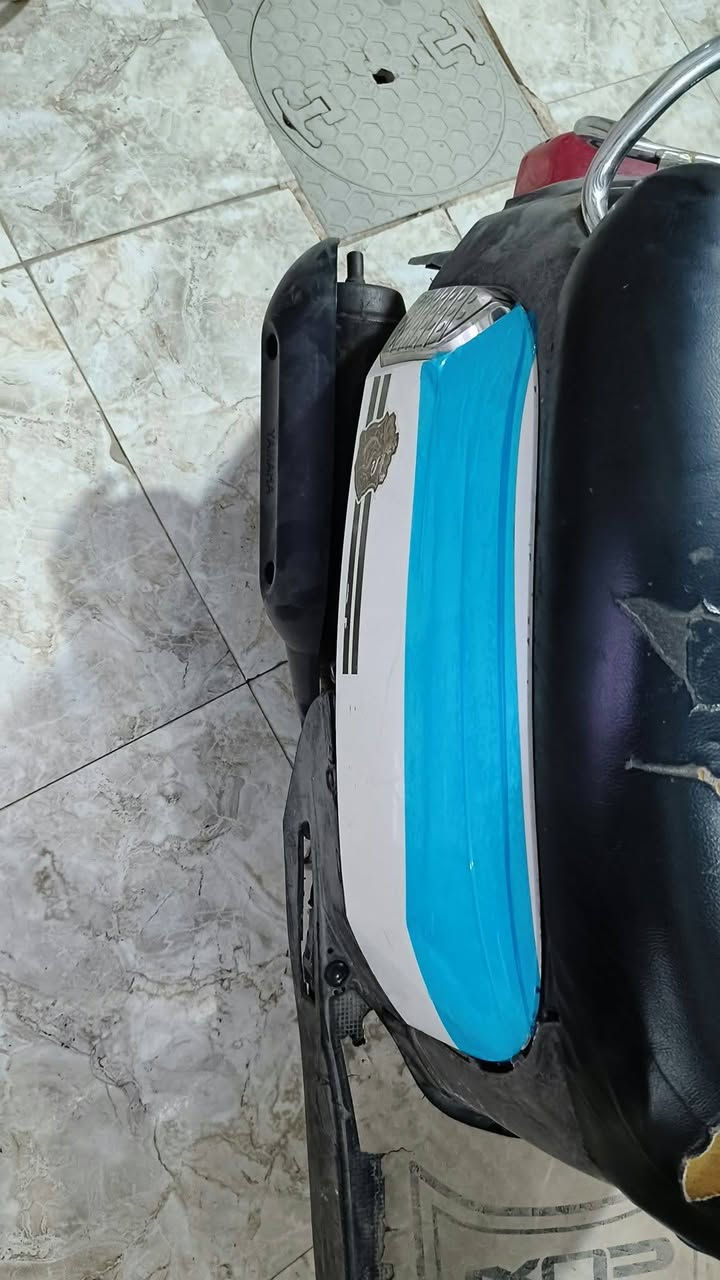 ماكس بوليسي • ٥٠ • نضيفه