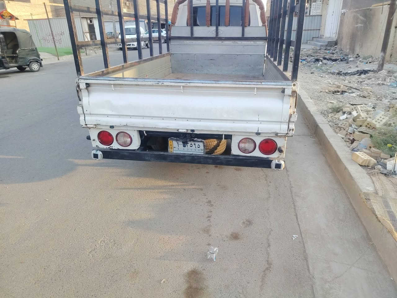 السلام عليكم من رخصه مدير الكروب كيا حمل موديل 18 رقم واسط حداديه زييره  كير خير من الله تايرات نص عمر محرك بي صرف قليل مكان السياره بغداد  الاتصال على الرقم *********** السعر المطلوب 108
