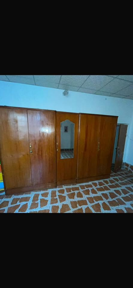 سلام عليكم غرفه نوم صاج للبيع 
غرفه اطفال للبيع للتواصل *********** واتساب
الغرفه الخشب ووياها دوشك هديه
غرفه الطفل ووياها دوشك وكاربت هديه
