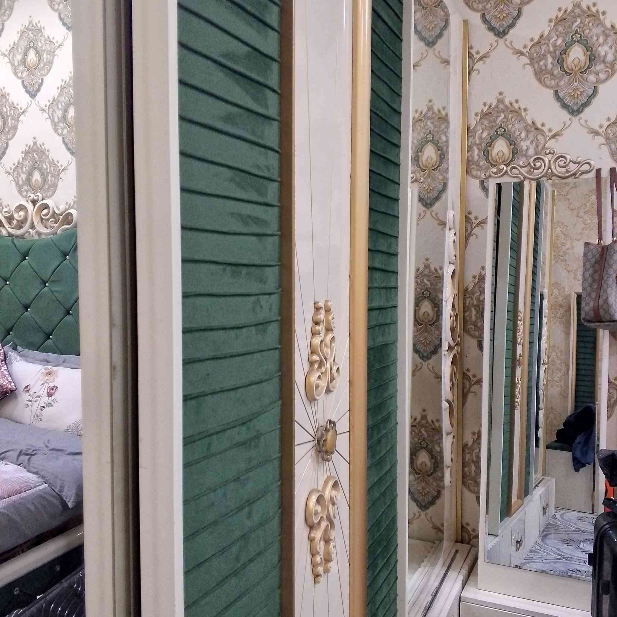 غرف نوم+ تخم قنفات تركي اصلي
للبيع التفاصيل و سعر خاص
