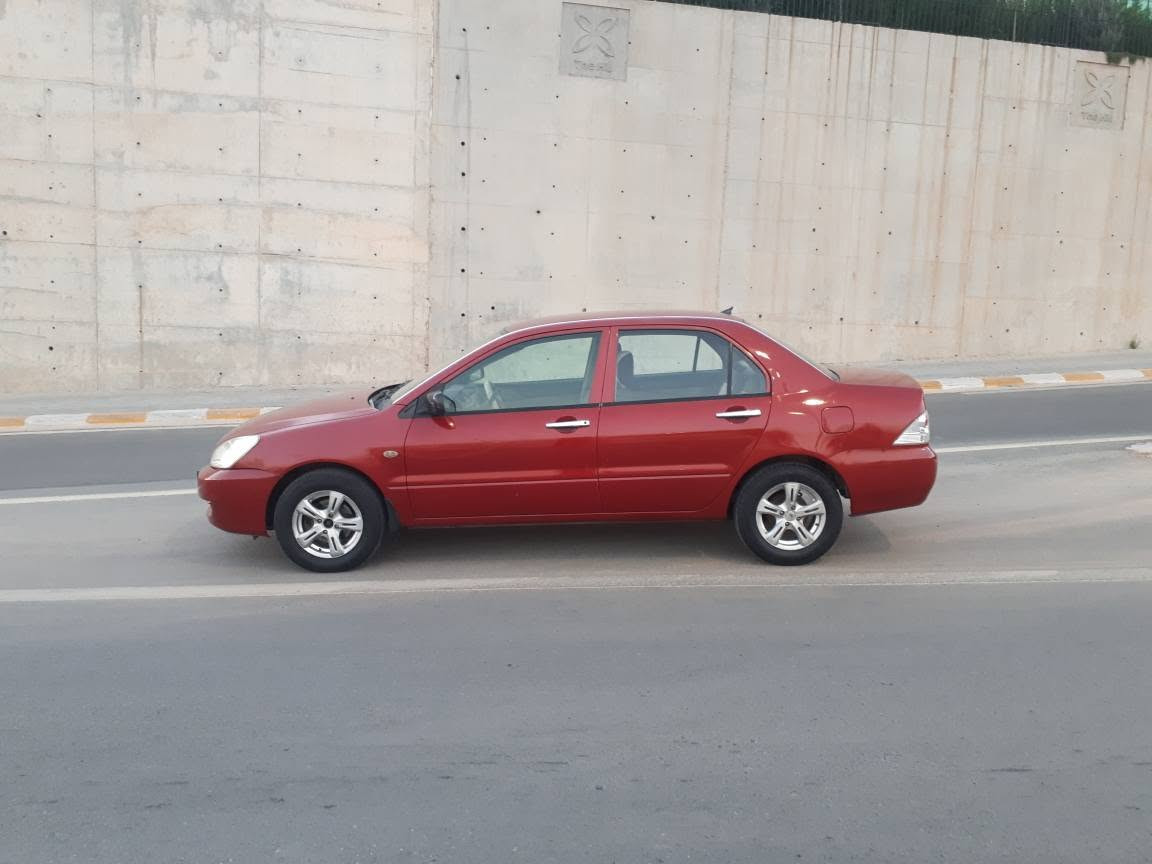 لانسەر 2007 تۆماتیک مەکینە بچوک
    *********** ڤایبەر+واتس ئەپ
    ***********کۆڕەک
چوار جام کارەبایی ئاوینەکارەبایی ویل کەپ 
گێڕو مەکینەی بەشەرتی فیتەر تەقەوڕەقەی نیە
چوارتایەی تازەی لەژێرە تەبریدو گەرمی بەشەرت
سەیارەکە لەسەر دەقی شەریکەیە یەک دینار مەسروفی تیانیە سەنەوی ڕەقەمی تا 2029 تازەیە
چوار پارچەو نیوی بۆیاخە قرچێکی دواوەی هەیە
 پێشی کەپسە.سعری 59 $ معامەلە...لەسلێمانیم السليمانية, العراق
