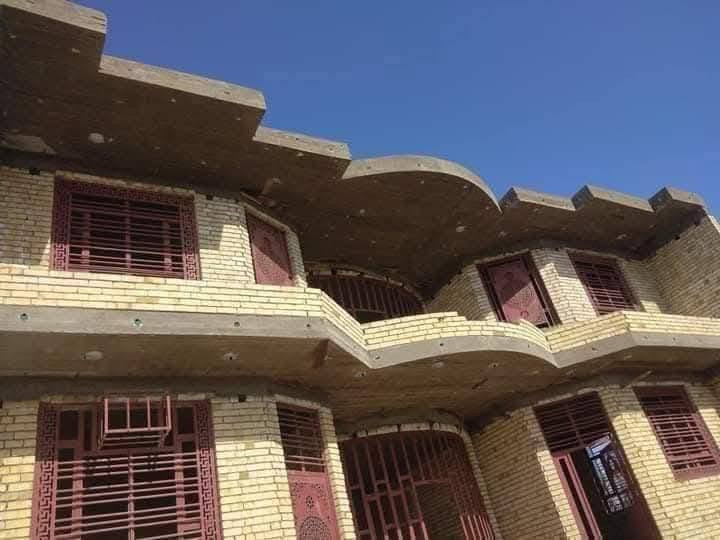 يالله سلام عليكم نجار قالب من بغداد متفرغ حالين نشتغل كرسته وعمل وبس عمل ونشتغل عل متر كادر كامل بناء ونجاره تساليم هيكل  وتحياتي الجميع اخوكم رزاق نجار  رقم وتساب *********** تصال ***********

نص مكتوب في الصور:
- vivo Y1s