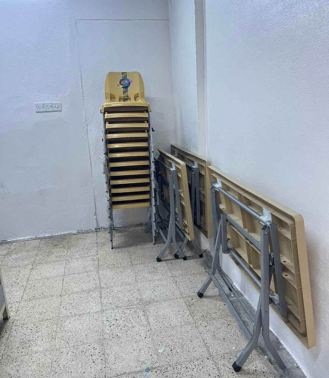 سلام عليكم..!
السلام عليكم..! 
مطعم للبيع
المطعم شغال مفتح 24ساعه 
امانت الله شغل خير من الله 
بس يراد ناس متفرغين 
وسبب البيع عدم التفرغ 
موقع سوك حي سومر التقاطع الثاني مقابيل جامع قباء. 

للاستفسار.***********
