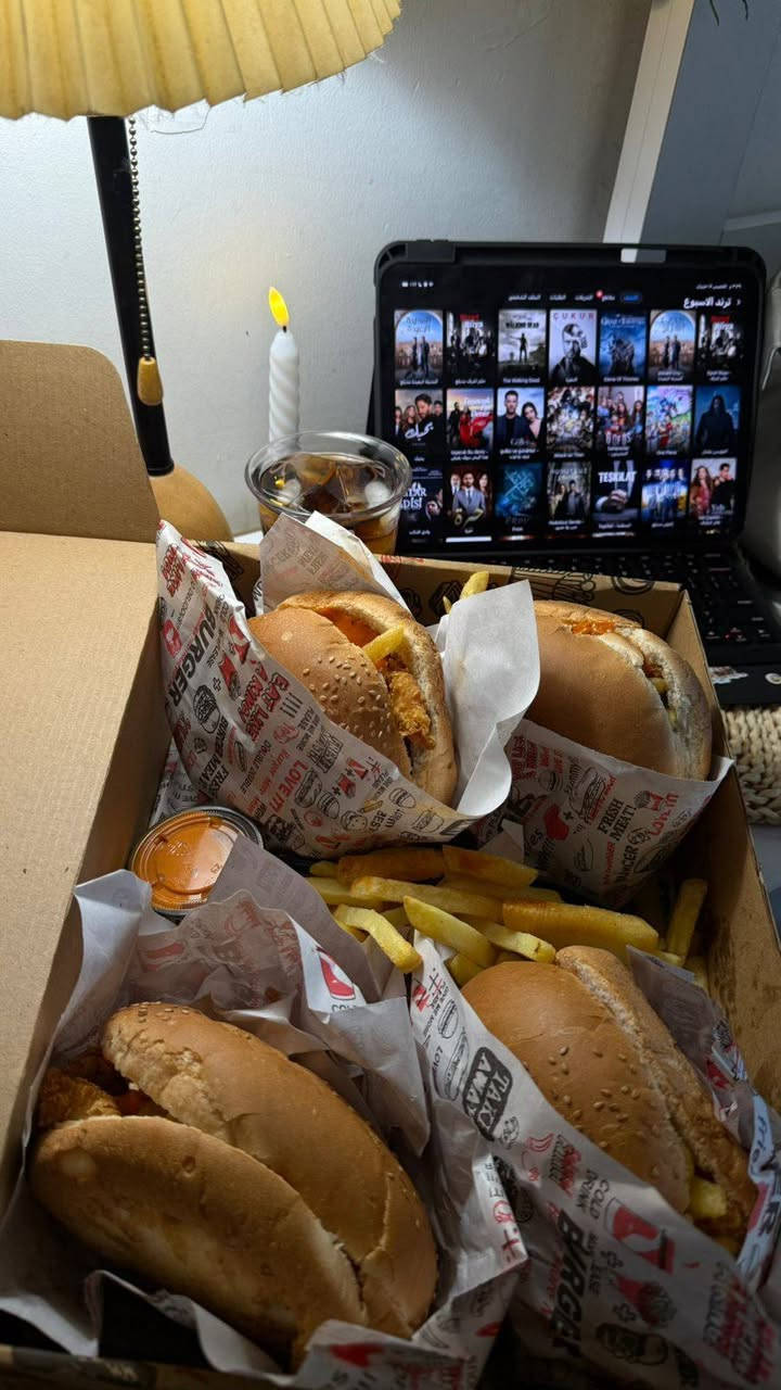🔥 العرض اليوم غير شكل! 😍🔥
لا تفوّتكم العروض المميزة وبأسعار تنافسية 👌😋
🥩 بركر لحم — 2,500 د.ع
🍗 زنكر — 3,000 د.ع
🍗 وجبة صاج دجاج — 7,000 د.ع
🍚 ريزو — 3,000 د.ع
🍕 بيتزا وسط دجاج — 9,000 د.ع
🍕 بيتزا وسط لحم — 10,000 د.ع
✨ طعم لذيذ، سعر مناسب، وعرض يستاهل التجربة!
📲 للحجز والطلب:
***********
❤️ لا تفوّت العرض، اطلبها اليوم واستمتع بأطيب الوجبات 😍🔥
📍 اطلبها وخلي الطعم يحچي عن نفسه! @إشارة
