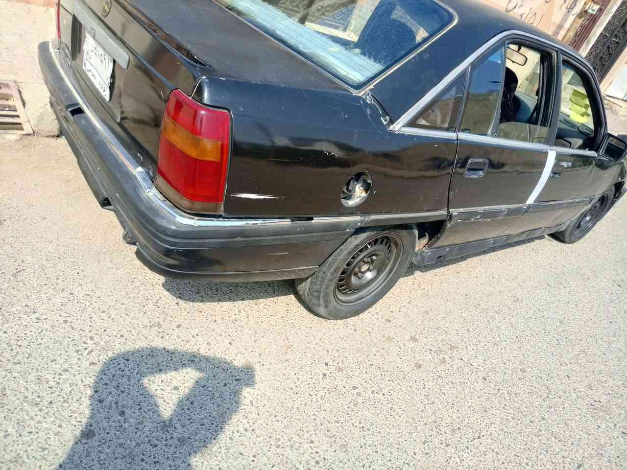 محرك 20 كير اوتو
دفتر بانزين مابيه 
سنويه خضره رقم ار 
مراوس فرق قسط 
سعره 16

***********

