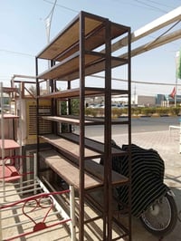 رفوف حديد • ٢٫٥م ارتفاع • رف ملون