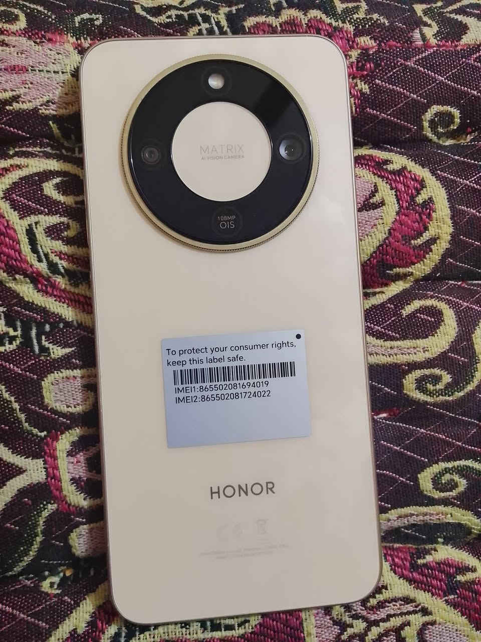 جديد بعده بالكرتون فول معروف شنو هوه ارقه جهاز كامره بطاريه المشاهير تأخذ منه فول سعر جديد 525. هوه جديد سعره أبيعك 450 الف بيع بدون مرواس بيع فقط ***********
