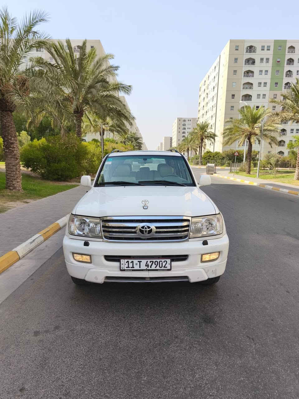 بيع مستعجل
السلام عليكم لاندكروز مونيكا مديل 2001 اصلل GXR فولل مواصفات واحد على واحد كفالة عامة ستيراد خاص سبشل رقم بغداد دولي بسمي السيارة جديدة بمعنى الكلمة كير محرك تبريد ثلج صدر جديد تخم تاير جديد 
المواصفات 
فتحت سقف بلادد 
3 قطع تبريد 
7 راكب 
داخل لونين 
محرك 4500 
باب خلفي بلادي 
ثلاجة بلادية 
ويل كب 15 
سستم صوت دمام 
السيارة جديدة من كل النواحي مال بيت السعر 126 وبيه مجال جدا بسيط مكاني بسماية الهاتف ***********
