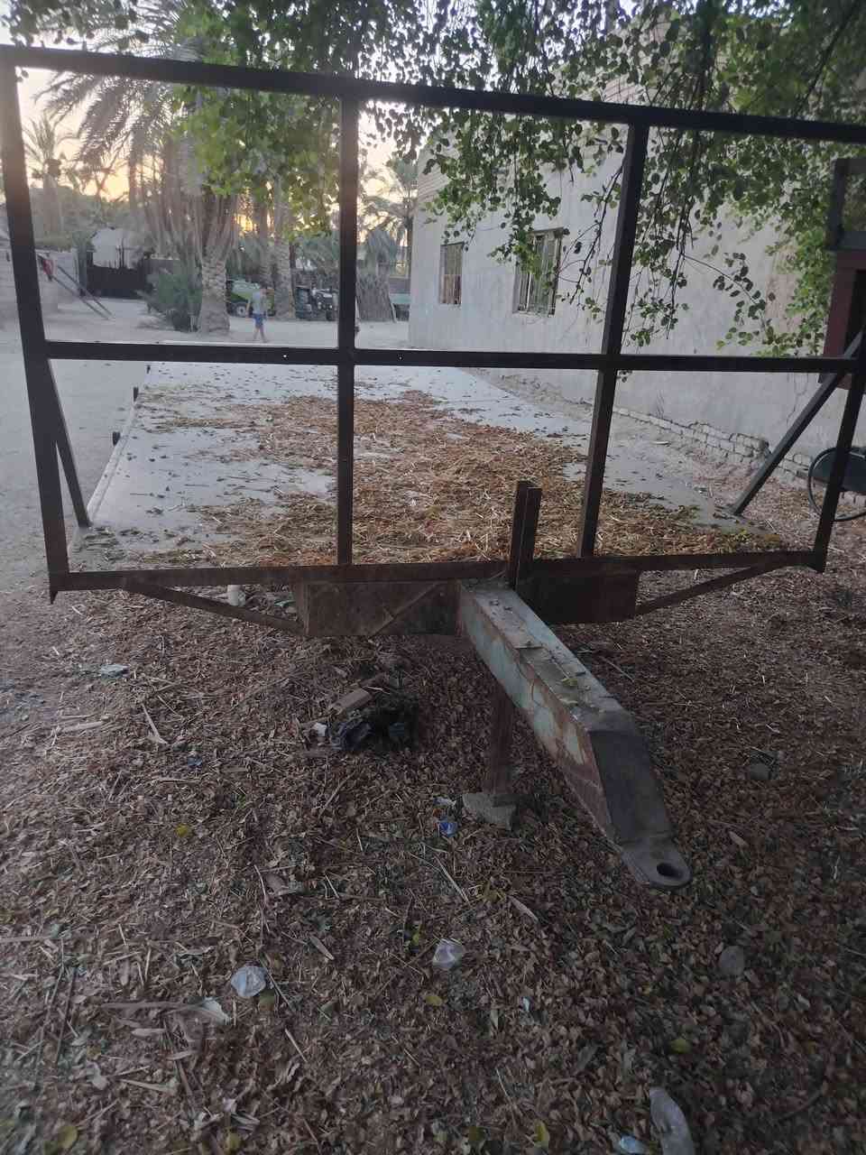 كاروبه عنتر للبيع مع عربانه مال كبس السعر 4500 نجف مشخاب ***********
