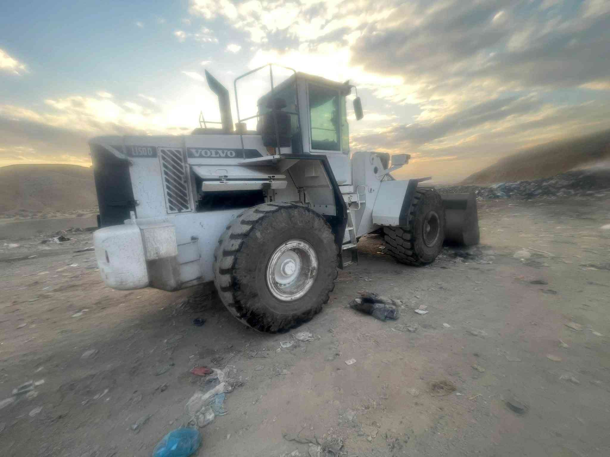 للبیع شفل ڤالڤۆ حجم 180Dمودیل ٢٠٠١رقم اربیل تحویل مباشر جاهز بدون نواقصمکانی اربیل سعر360$ورقەو بی مجال ***********
