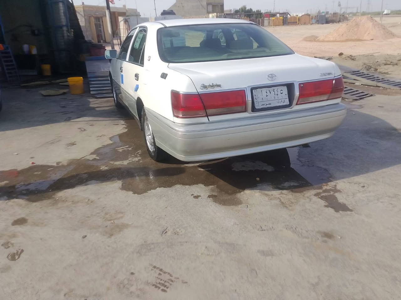 السلام عليكم ملكه ادوات كصتين جاهزه تبريد حداده مكينه ديفور مستعجل على بيعته ٢٤ ورقه وبيهه مجال مكانهه ناصريه ***********
