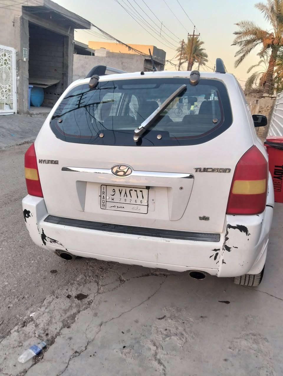 توسان موديل 2007وارد امريكي مصبوغه حزام كير مكينه جديده شادهن حجم المكينه 2700/،6سلندر تخم تاير+باتري جديد تبريد ثلج شاشه اي باد بسمي عنوان بغداد المدائن للاتصال ***********السعر85$
