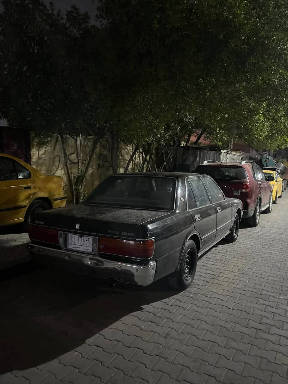 كراون فنصه مديل 91 سياره
بلاديه مامصبوغه السياره فنر
اكسن 3 قطع ضفاير يسره شغل النجف السياره تخم تاير جديد
الغرفه نضافتها 90 بلميه
مكان السياره بغداد/ مدينه الصدر

رقم الهاتف.***********

***********
