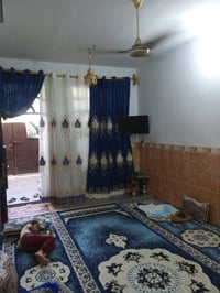 بيت للبيع الحسينيه الراشديه بدايه مسقط شارع ابو مهند البيت على ساحه ال...