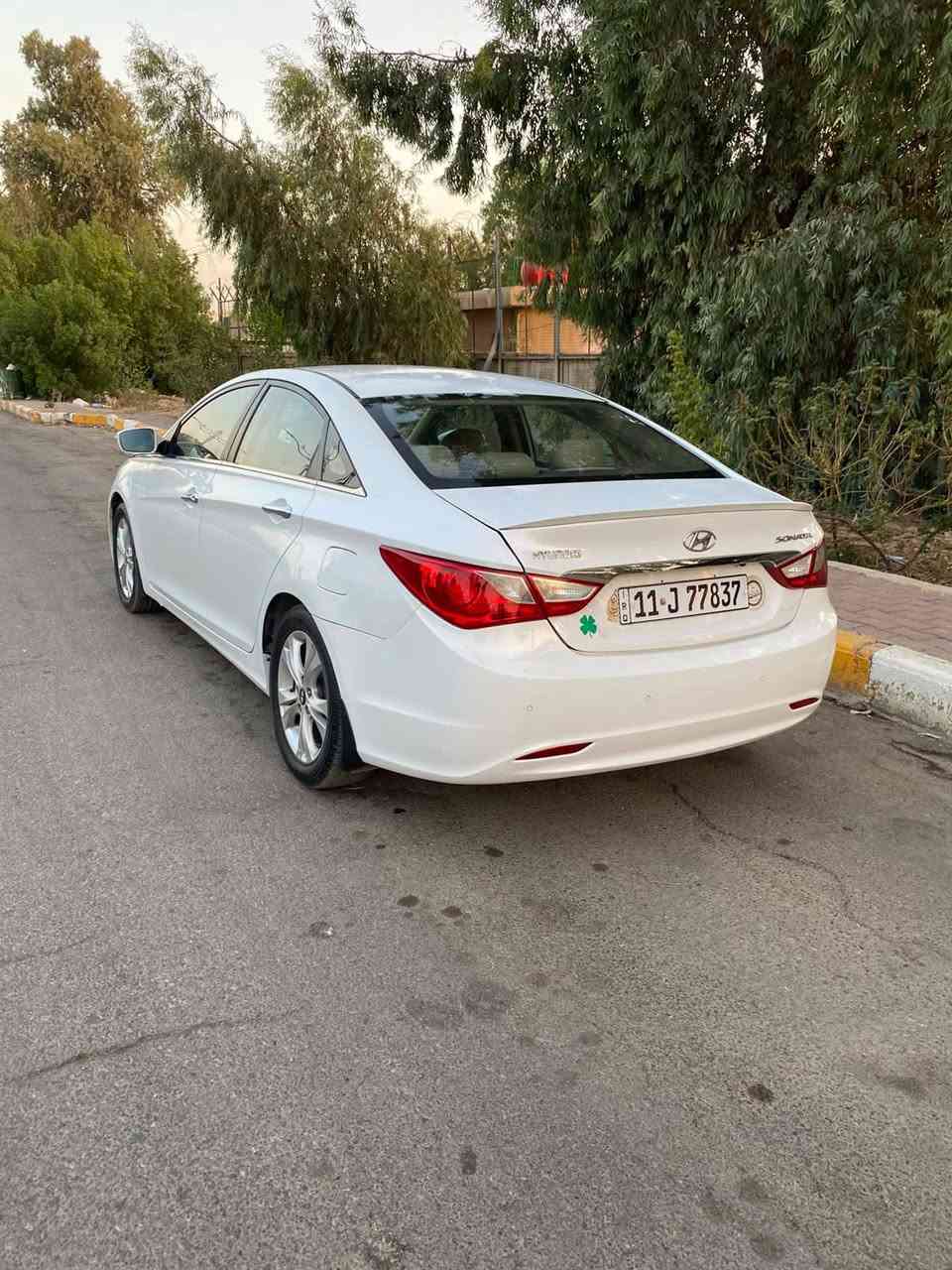 سلام عليكم
سوناتا خليجي 2011
🔴 بصمه
🔴تحكم ستيرن
🔴مري شفط
🔴قطعتين تبريد 
🔴محرك دوش 2400
💠منضومه غاز 
رقم بغداد لون صدفي ماشيه 171 الف 
السياره جاهزه من كلشي
صور السونار بالمنشور 
السعر:108
للاستفسار:***********
