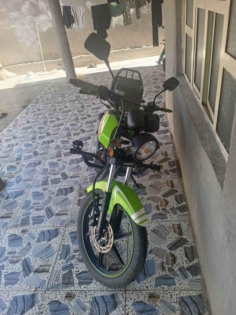 السلام عليكم ماطور مسجل سعر 1,300 موديل 23 رمادي شارع 20  ***********
