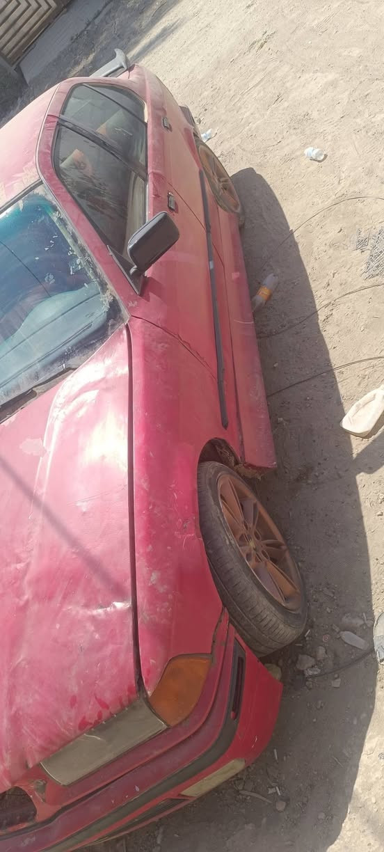 مكينه وكير حلوات كلش 
صدر جيد 
باتري جديد 
ويل كب 
سياره من الاخير نقصها كهربائيات مو تمام  أبيعها على وضعها 
رقم جديد راعيها بغداد 
سنويه تنتهي سنه 29 
مكاني بابل مركز المدينه 
*********** 
ملاحظه سياره عاطله كهربائيات صار بيها قطع بالضفيره حلة, بابل
