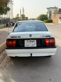 فيكترا ١٩٩٠ • اوتوماتيك • كركوك