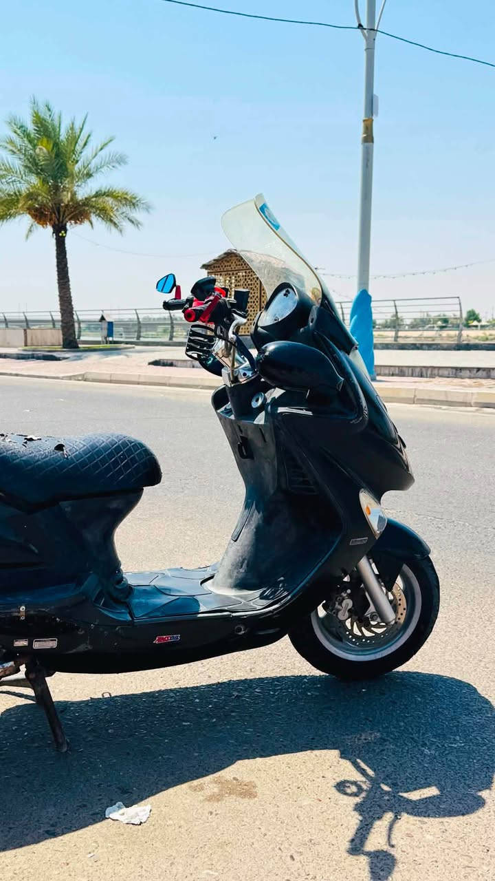 سلام عليكم … للبيع
دراجة كايمكو دراجه خير من الله كامله لوحات انگليزي تحويل شوكت متريد دراجه مرتبه والله 
تايرات جدد 
مري كهربائية شفط 
كشر نضافته ٨٠٪؜ 
دراجة تاخذه تگرة صلف وتنزل بيها ع الشارع 
 
السعر 1 مليون وبيها مجال بسيط  

للاستفسار الاتصال *********** 

مو شراي لا أتعبني جزاك خير
