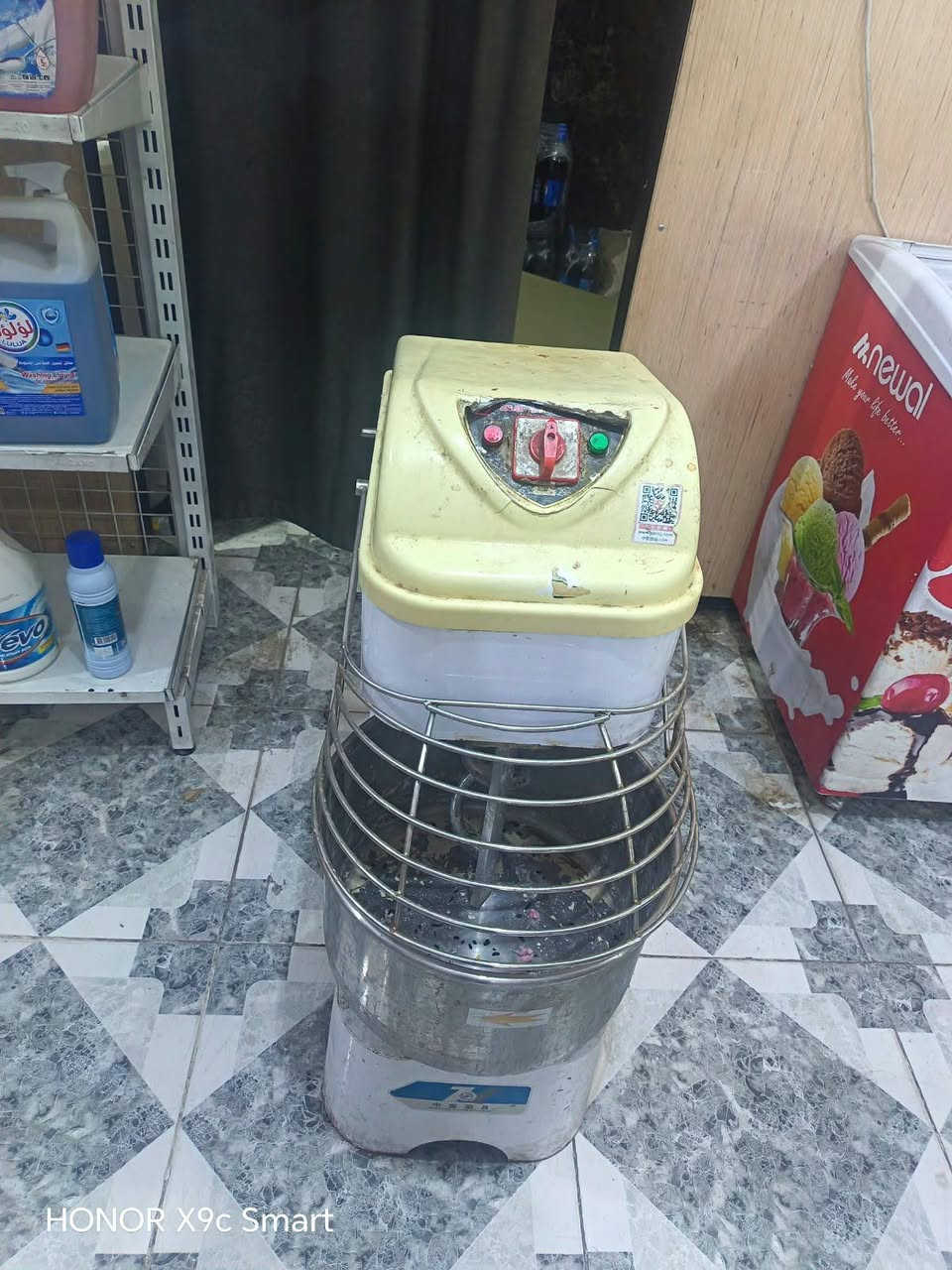 عجانة كهربائية • شغالة ١٠٠% • الرمادي شارع١٧