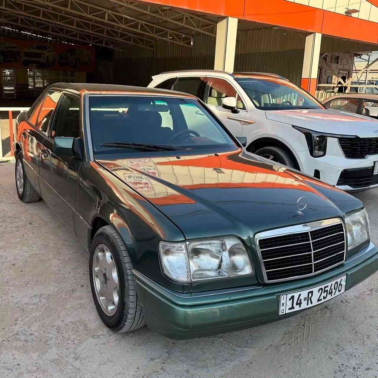 اللي يدور نظيف بسعر مناسب
مرسيدس دب موديل 1993 
لون زيتوني مميز 
محرك راس اثور كبير  
سياره مشروع وطني مداور وين ماجان 
سياره معمره تعمير درجه اول 
مكان السيارة النجف الاشرف 
للاستفسار ***********
