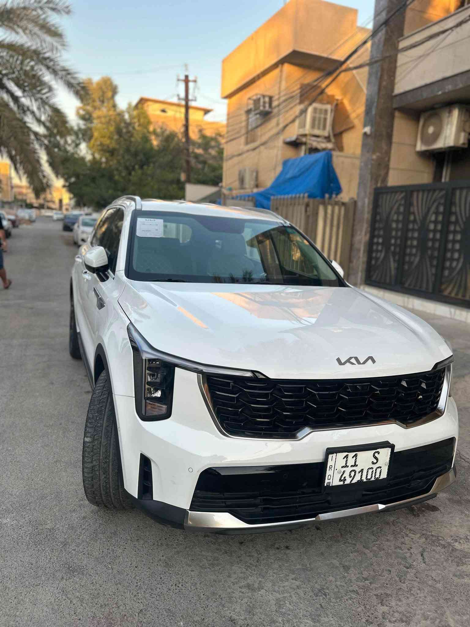 سلام عليكم من رخصت الآدمن سورنتو موديل ٢٠٢٥
وكالة الدولية ماشية ١٨ الف وقابل للزياده فول مواصفات ماعدا فتحة السقف تحويل مباشر السيارة رقمها بغداد مواصفات السيارة 

اربع كامرات 
داتا شو
تشغيل عن بعد وقيادة ذاتية 
بصمة باب السايق وبصف السايق
تحكم كهرباء بالكشنات الأمامية
ويل ٢٠

مكان السيارة بغداد منطقة الصليخ مقابل المتسوق ماركت شارع ال ٤٠٠ السعر ٣٢٠ ورقة وبيها مجال قليل السيارة للأستفسار الأتصال ع الرقم ***********
