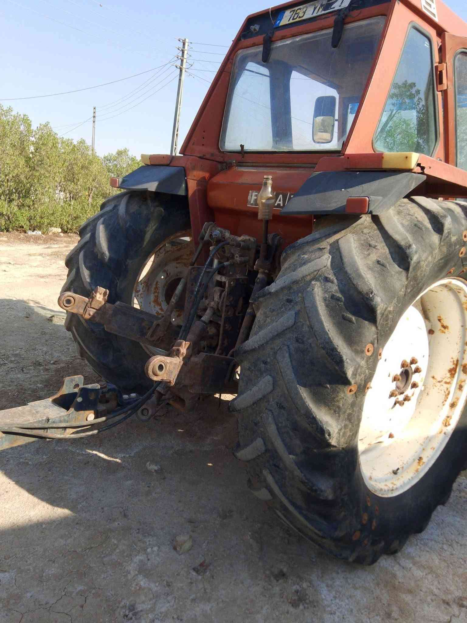 فيات للبيع حجم 980 وضع الشركه منفيز مع دسك البلير حجم 18 اخو الجديد ميسان علي الشرقي ***********
