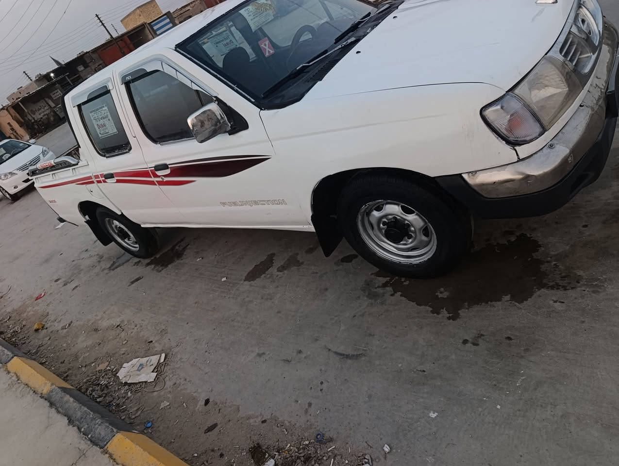 نيسان ٢٠٠٣ • مكينة وكير مكفول • مزاد الداخلية