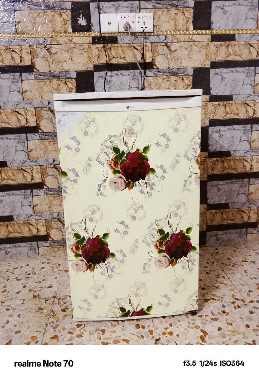 ثلاجه البيع سعر 75وبي مجال المكان بغداد الحرية رقم الاستفسار ***********
