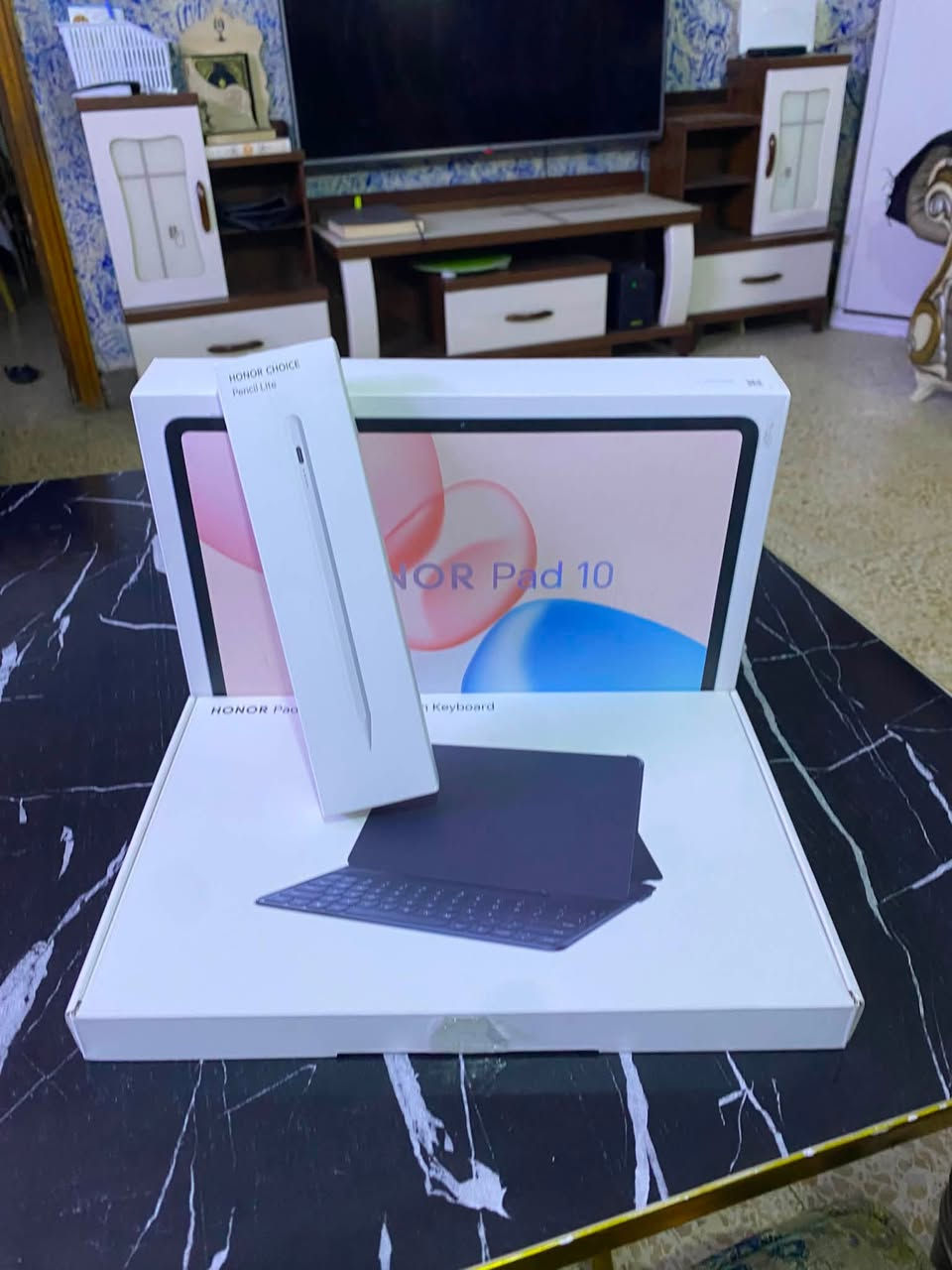 السلام عليكم ورحمه الله
تابلت Honor Pad 10 + كيبورد + قلم Honor
ذاكره 256G
مستخدم شي قليل نظافه١٠٠%
صار تقريبا شهر من مشتري
المكان / بغداد _ الدوره
التواصل / ***********
سعره 500الف مع القلم والكيبورد
