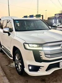 لبيع سياره  لاندكروز في اكس  2023 مكينه 4000تنفس طبيعي وبيه تحكيل بل د...