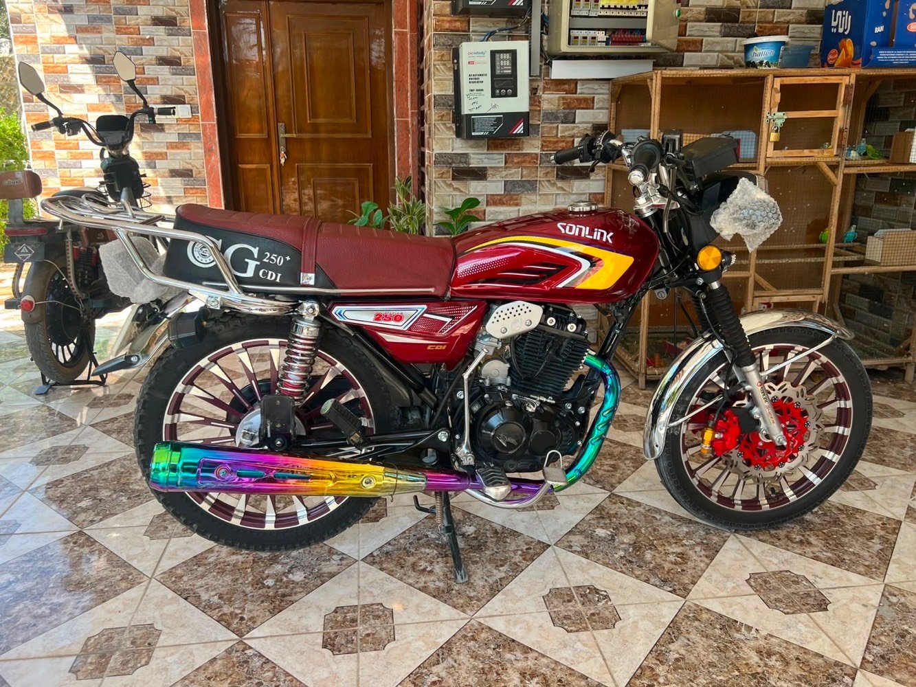 سولنك 2025
ضاغظه وزنجيل250cc
محرك اسود
السعر ١١٥٠
العنوان ديالى دلي عباس
ملاحظه الدشبول طافي فقط
الرقم ***********