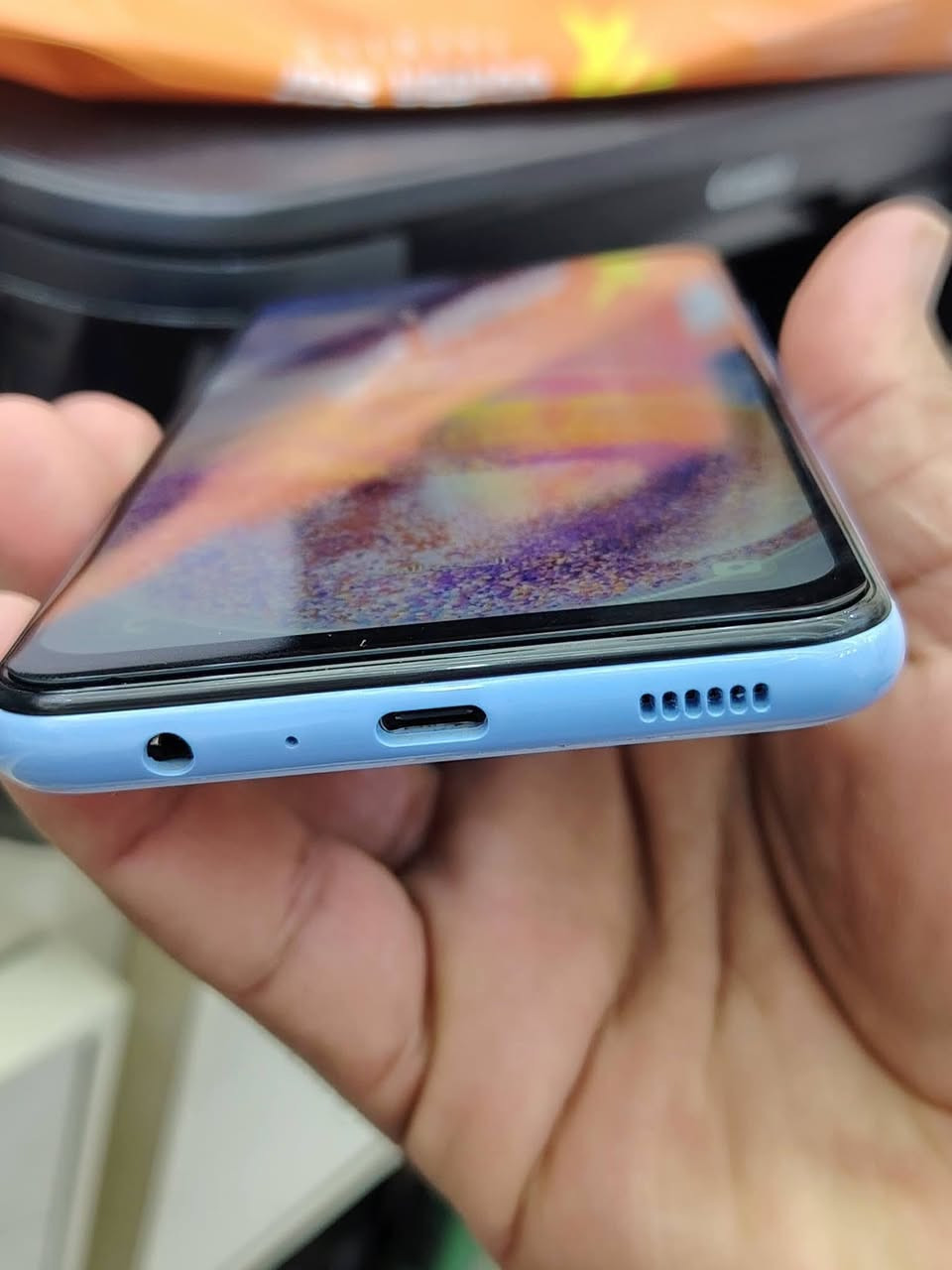 سامسونك كلكسي A23 

ذاكره 128 GB عشوائيه 4GB
-- المواصفات ---
- حجم الشاشة in 6,6 
- نوع الشاشة FHD plus 90Hz
- الكاميرا 📷 الخلفية 
* دقه 50MB ,5MB , 2MB ,2MB 
- الكاميرا 📸 الامامية 
* دقة 8MB 
- نوع ⚙️ المعالج Snapdragon 680
- حجم البطارية 🔋5000mAh
السعر 140 بي مجال بسيط
ملاحظه دكمه رفع صوت واكفه لازم من لمس شاشه ترفع صوت
#مكتب_المها_للموبايل
🔥كل ماهو جديد ومميز وبأنسب الاسعار🔥
 #موبايلات #ساعات #هدايا #اكسسوارات 

العنوان : المضيق مقابل جامع الخضر والياس

نص مكتوب في الصور:
- رائع!
- لقد تم تحديث تقرير العناية الخاص بك. تعرف على ما فعلته خدمة العناية بالجهاز للحفاظ على هاتفك بحالة جيدة.
- البطارية
- تعلم أنماط الاستخدام...
- يتوفر 61%
- مكان التخزين
- ١٠٩,٨ جيجابايت متو...
- ١٨,٢ جيجابايت | ١٢٨ جيجابايت
- الذاكرة
- ١,٢ جيجابايت متوفرة
- ٢,٣ جيجابايت | ٤ جيجابايت
- حماية التطبيق
- غير مفعل
- الأداء
- التحسين التلقائي
